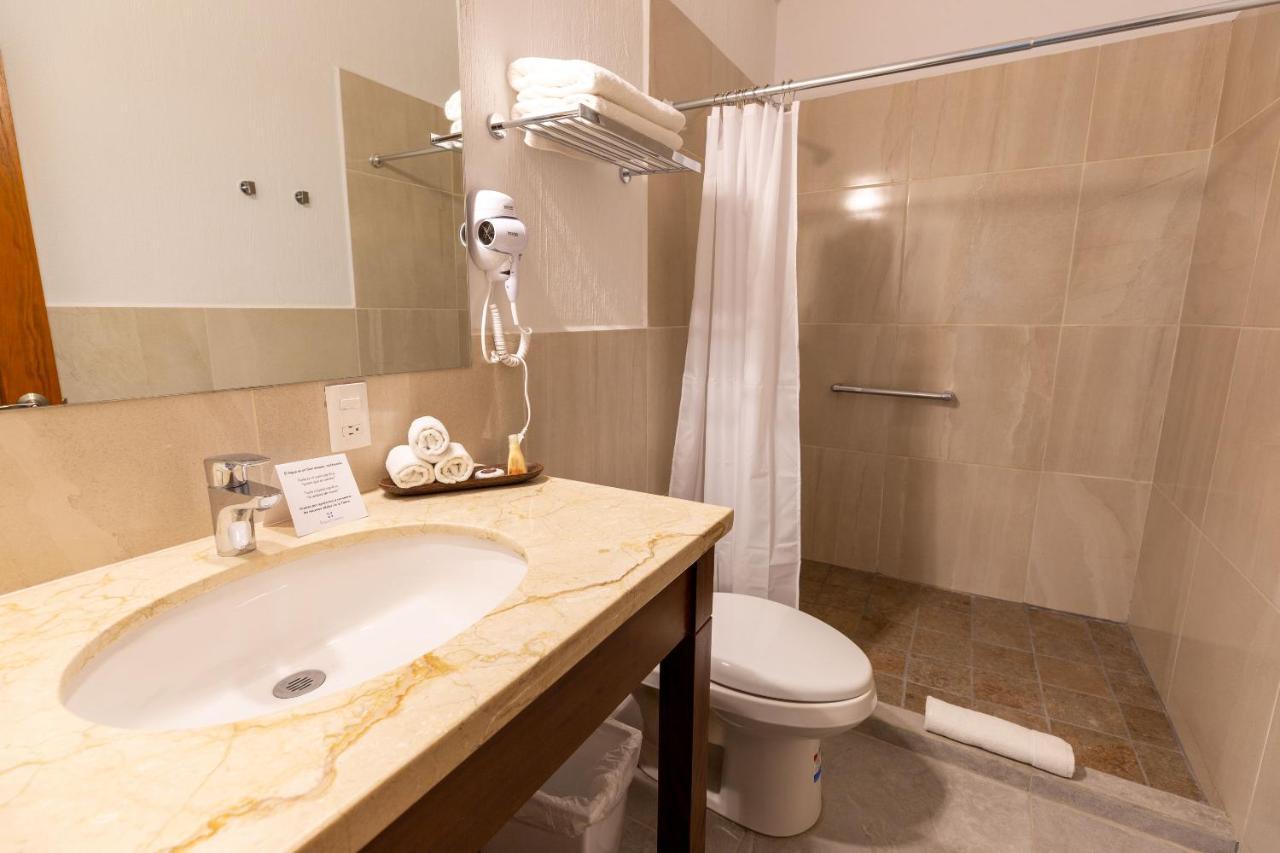 Plaza Chapala Hotel Dış mekan fotoğraf