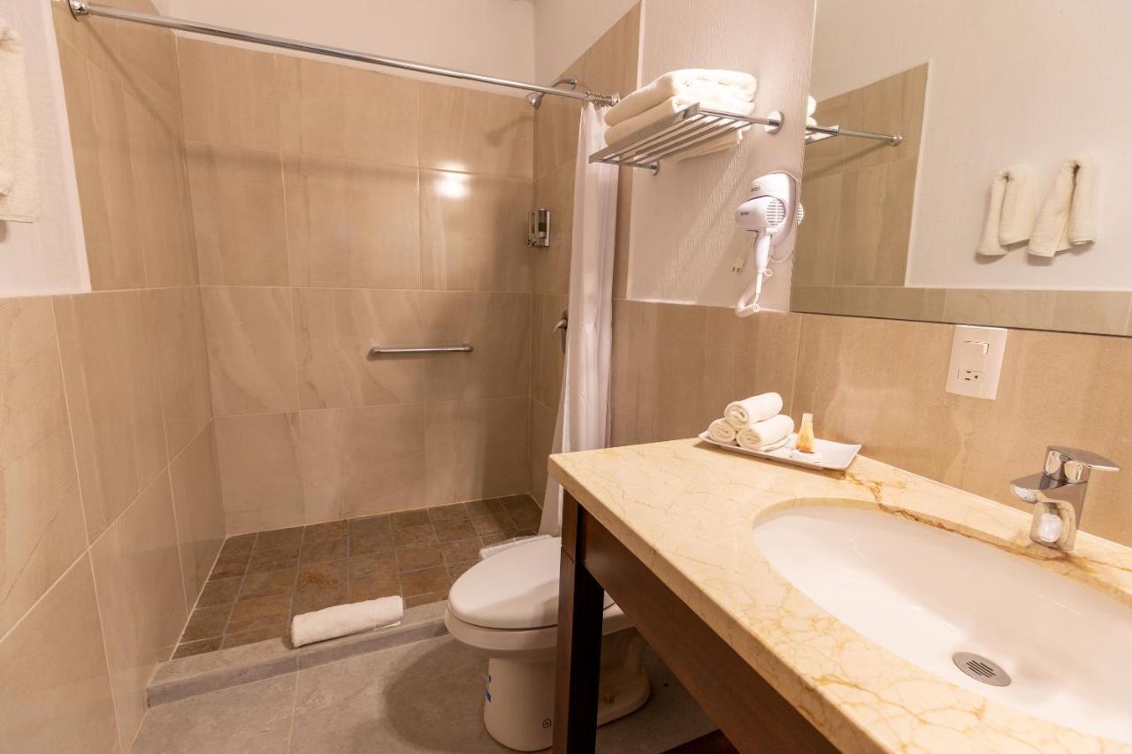 Plaza Chapala Hotel Dış mekan fotoğraf